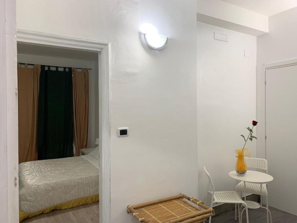 Palazzo Lamanna Taranto Esterno foto